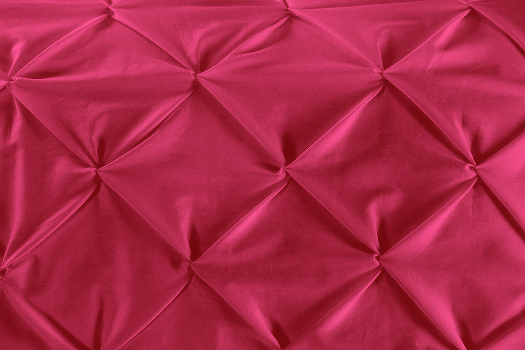 Hot Pink Pinch Bed Runner