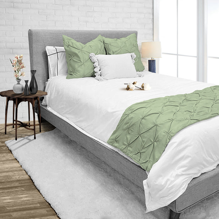 Moss Pinch Bed Runner