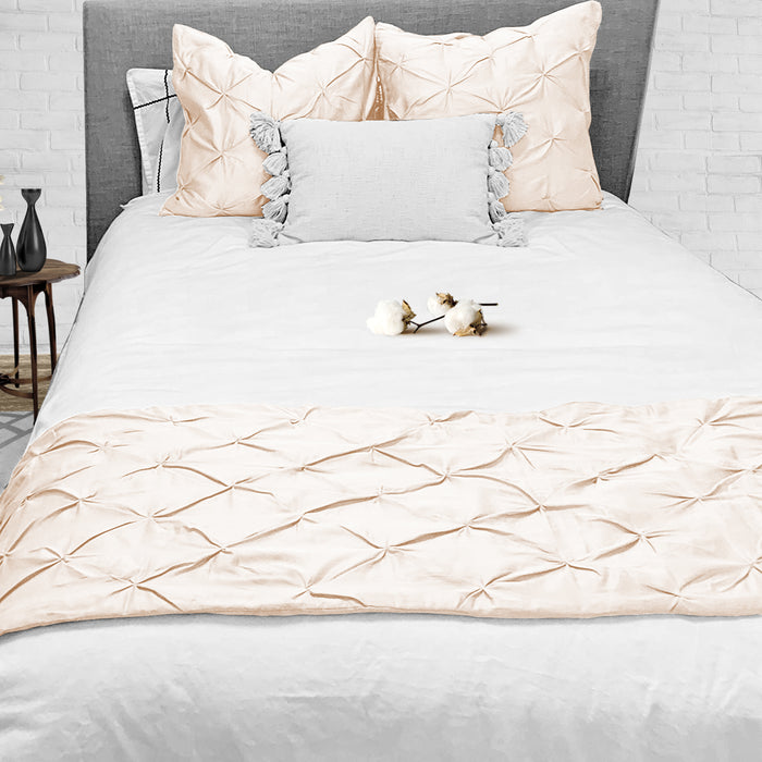 Peach Pinch Bed Runner