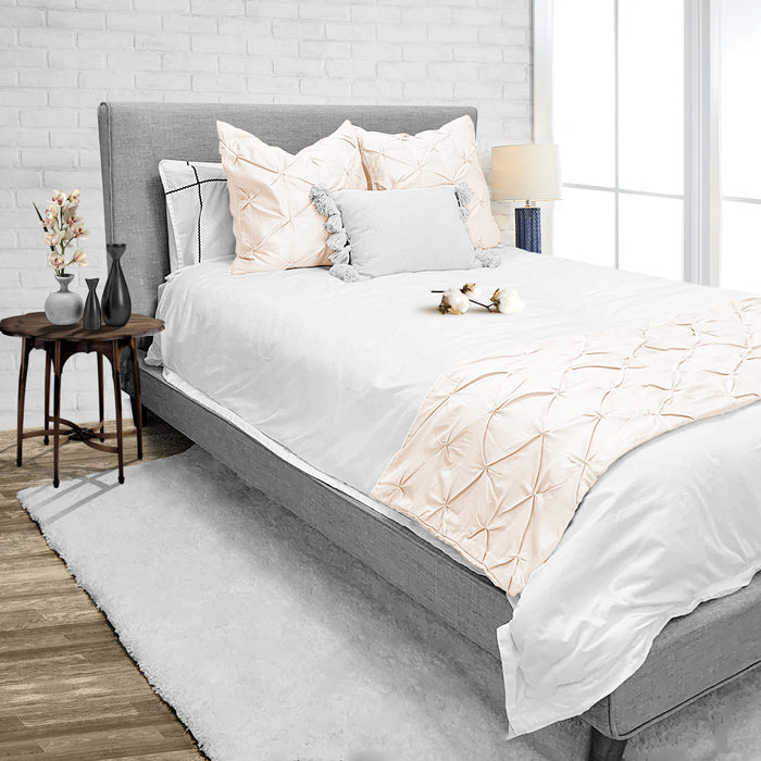Peach Pinch Bed Runner