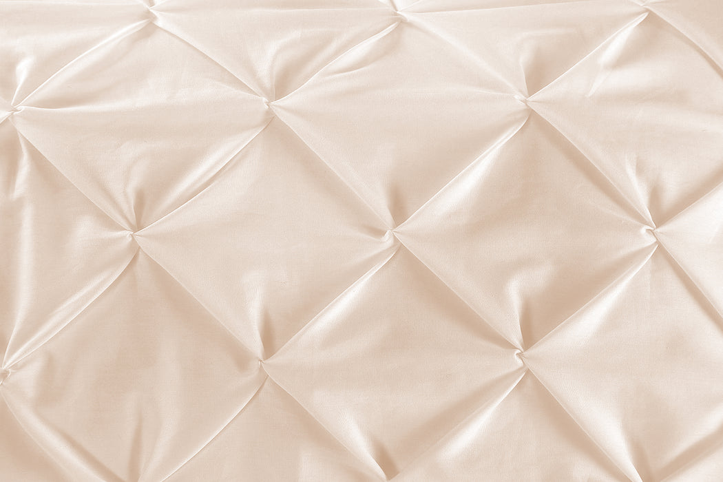 Peach Pinch Bed Runner