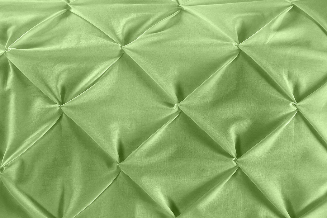 Sage Pinch Bed Runner