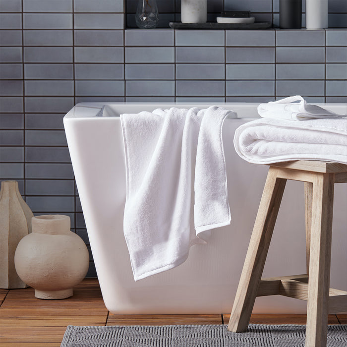 Luxury & Soft White Bath Towel
