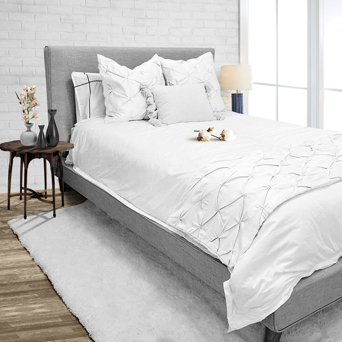 White Pinch Bed Runner