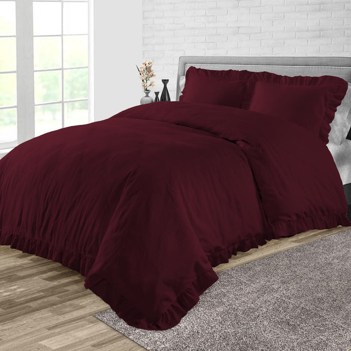 Wine Trimmed Ruffled Duvet Cover